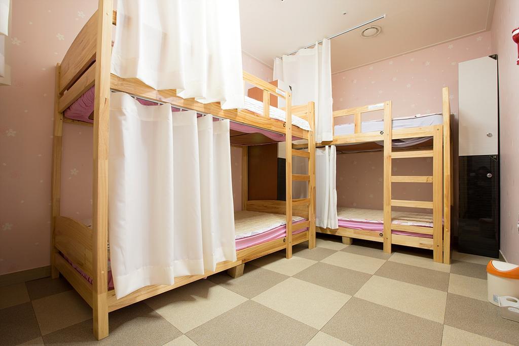 With Guesthouse Busan Room photo